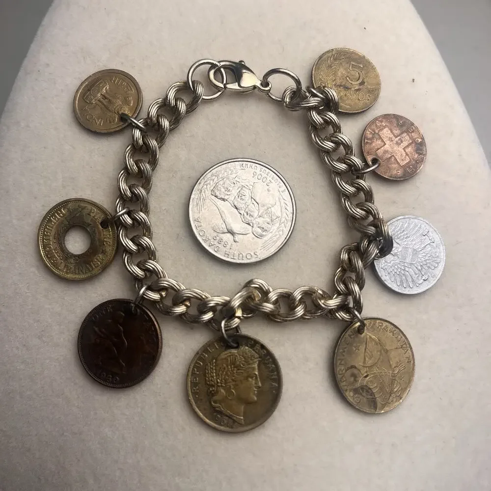 Unbranded vintage world